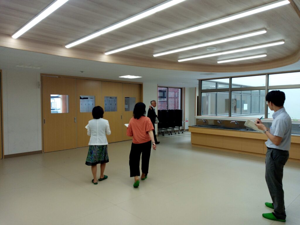 教科センター方式の泉南中学校(大阪)へ視察に行きました! - 木村祐理 | Office Human Empowerment